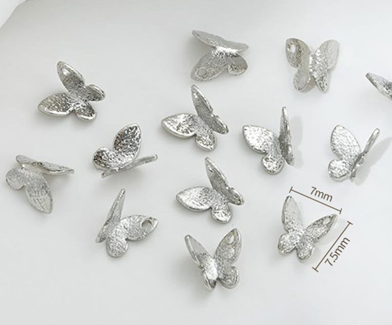 Build your own charm necklace workshop (hosted by Luckygirl Popup) CLOSED