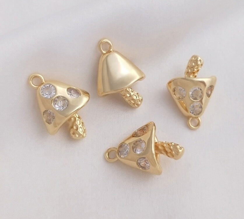 Charm necklace workshop with Milieu Market! CLOSED