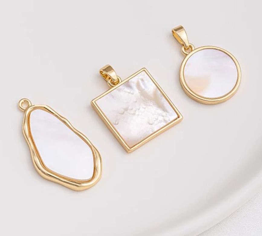 Charm necklace workshop with Milieu Market! CLOSED